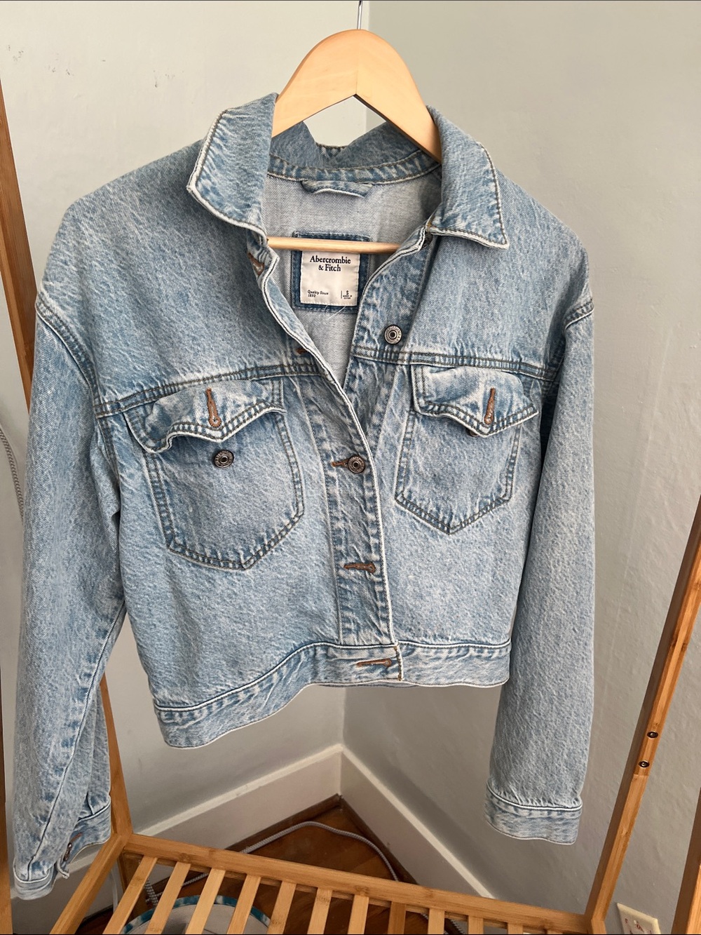 💎🧢Abercrombie & Fitch Light Blue Cropped Denim Jacket - S - Rare!